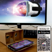 ein stereoskopischer Cardboard-Viewer mit Virtual-Reality-Funktion und mobilem Bildschirm liefert einen Einblick in die Android-App "Birthday VR"