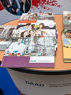 DAAD-Publikationen zu Studium und Leben in Deutschland